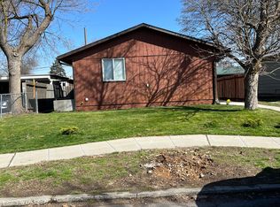 707 E Olympic Ave, Spokane, WA 99207