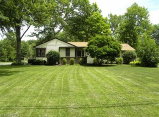 10067 E River Rd, Elyria, OH 44035