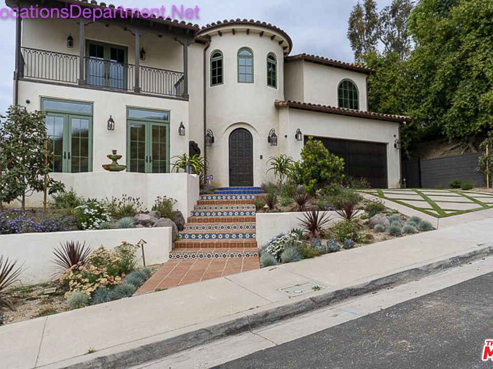 1st image of 5861 Ridgebrook Dr