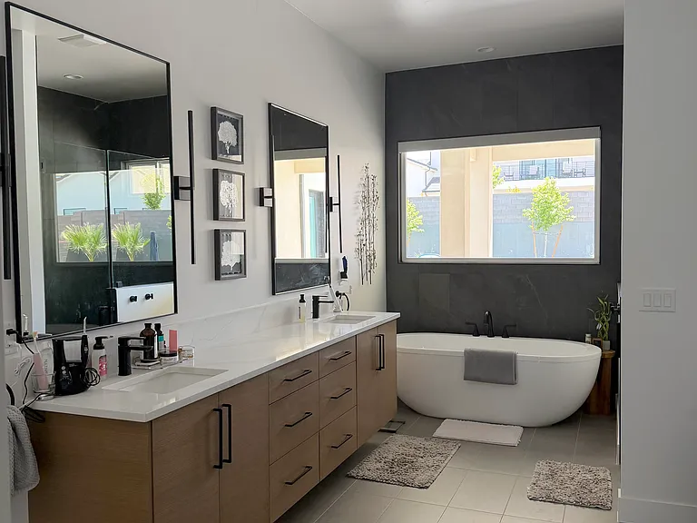 3364 E Ezra Dr — Photo 8