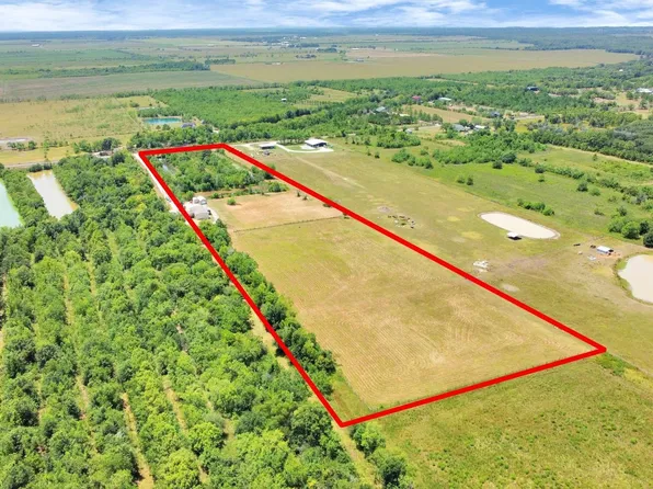 4731 Belton Lane Ext, Anahuac, TX 77514