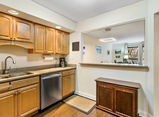 147 W Lake Cook Rd, Palatine, IL 60074