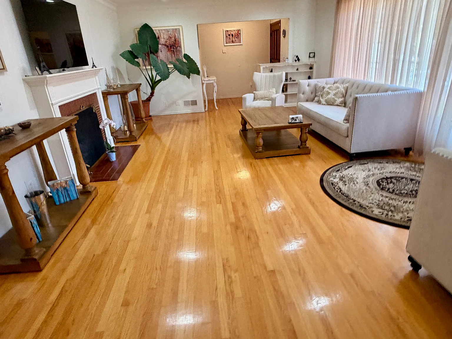 3 bed, 2083 sqft, $6,500 — Photo 3