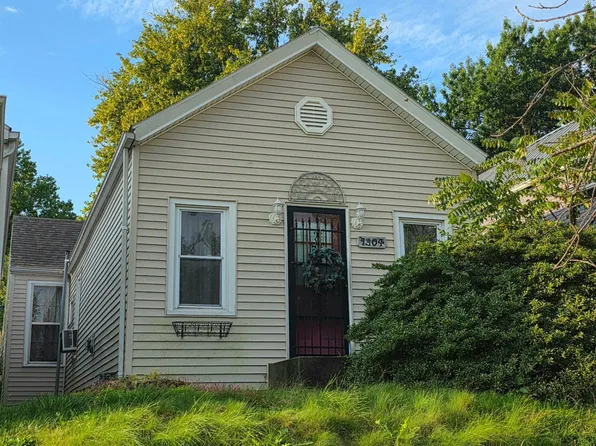 1304 Elm St, Quincy, IL 62301