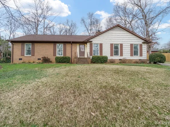 1123 Tuxedo Ct, Charlotte, NC 28211