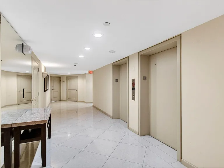 4201 N Ocean Blvd #C307 — Photo 30