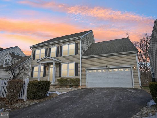 265 Barnhill Rd, Perkasie, PA 18944