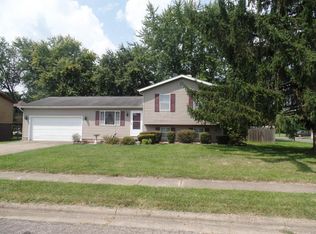 1765 Churchill Downs Rd, Newark, OH 43055