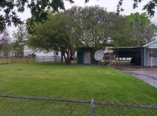 315 Scarlett St, Baytown, TX 77520