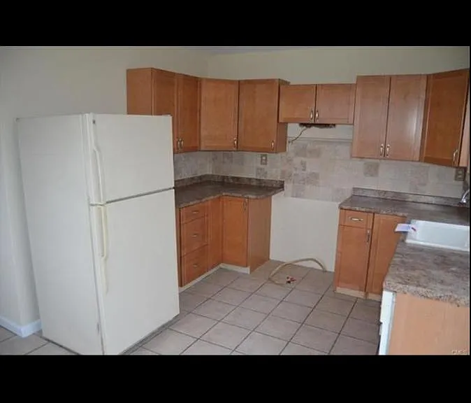 55 Woodend Rd — Photo 20