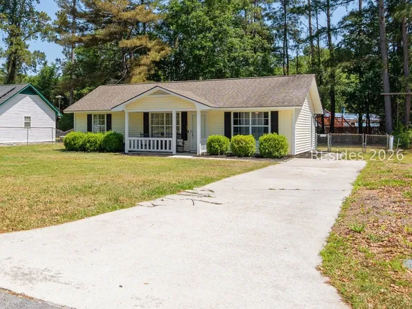 3 Burlington Cir, Beaufort, SC 29906