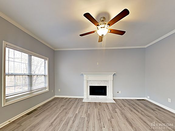 4th image of 2714 Calumet Farm Ln