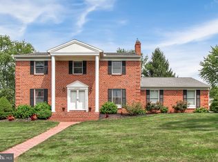 2580 Lori Dr, York, PA 17404