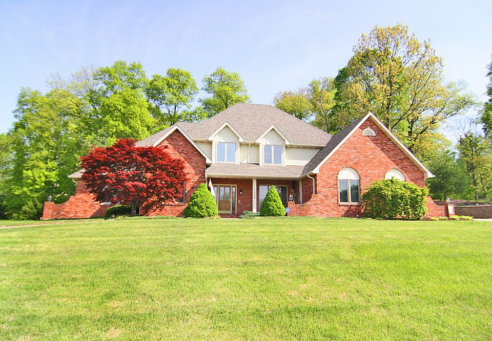 1st image of 1550 Greenbrier Dr