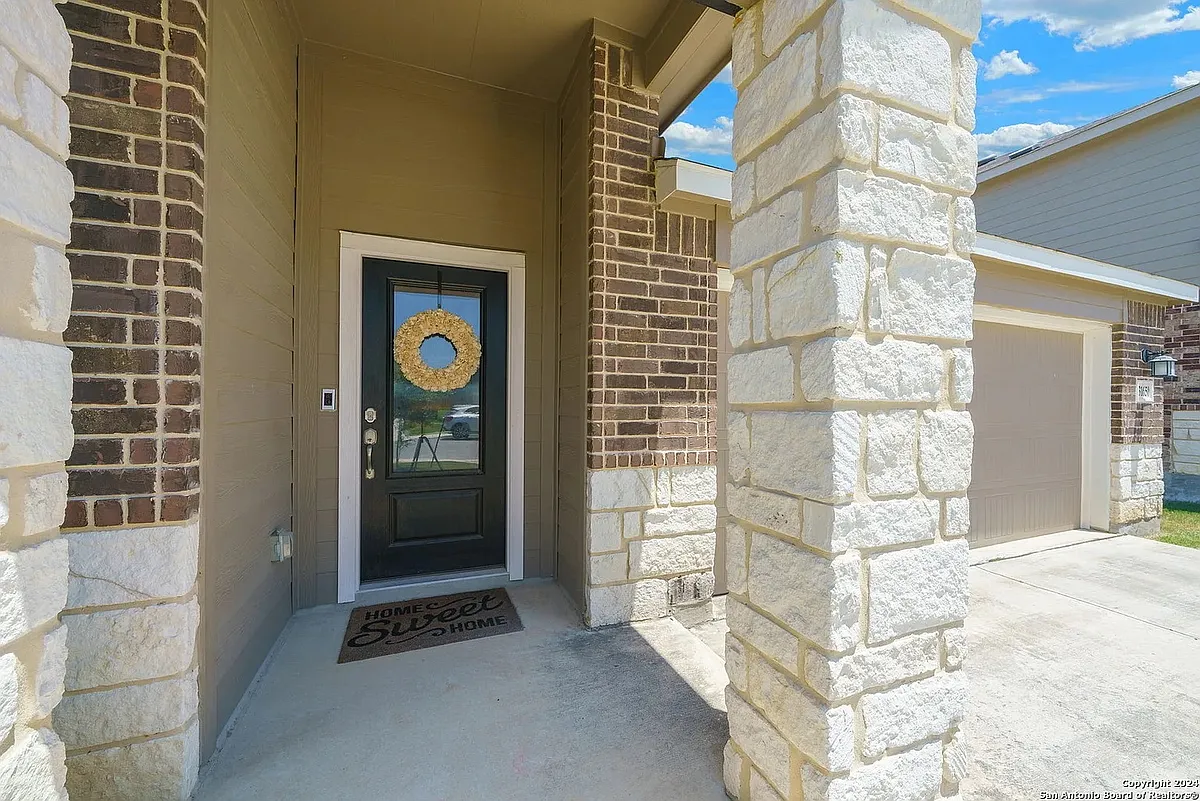 Building Photo - 31650 Nimbus Dr