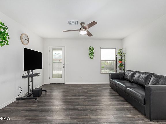 4th image of 985 W PALO VERDE Avenue