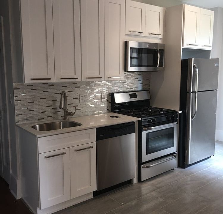 1st image of 3015 33rd St APT 3D