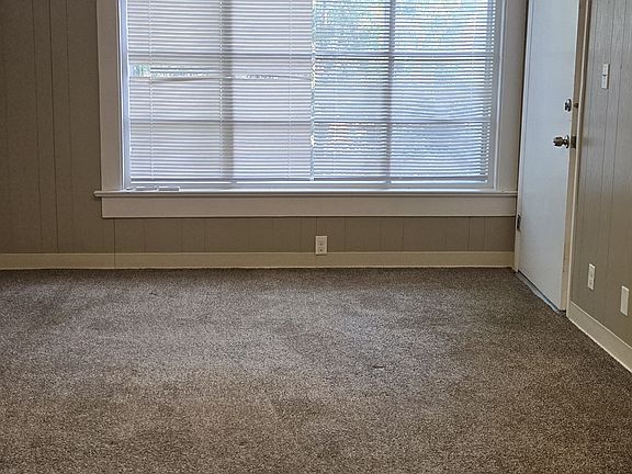 4th image of 1222 W 26th St #1
