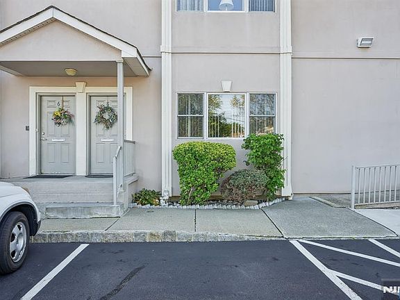 2nd image of 485 Saddle River Road #7