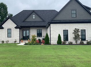 720 Toben Ter, Lawrenceburg, TN 38464