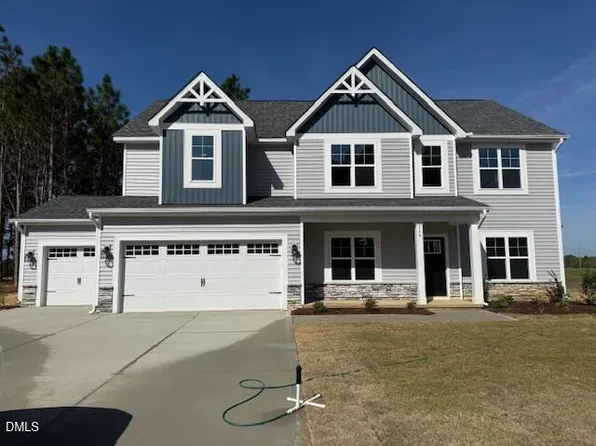 159 N Rabbit Run Dr, Smithfield, NC 27577