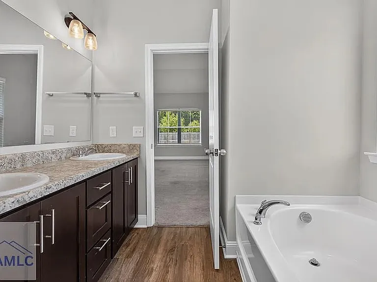589 Meloney Dr — Photo 18