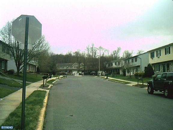 3rd image of 201 Hickory Dr