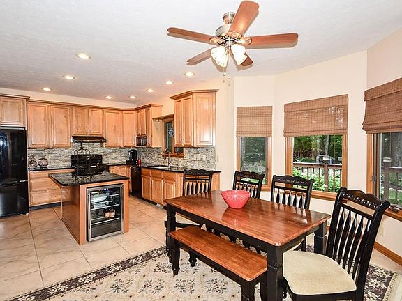 5th image of 9425 Moorings Blvd