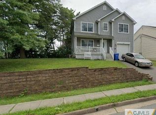 28 Prospect Ln, Colonia, NJ 07067