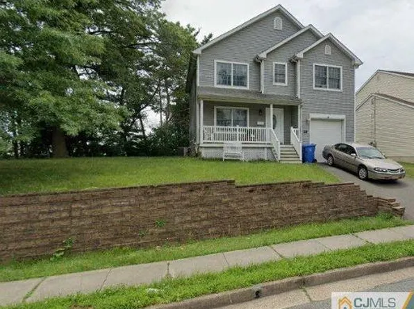 28 Prospect Ln, Colonia, NJ 07067