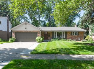 1842 Saxon St, Ann Arbor, MI