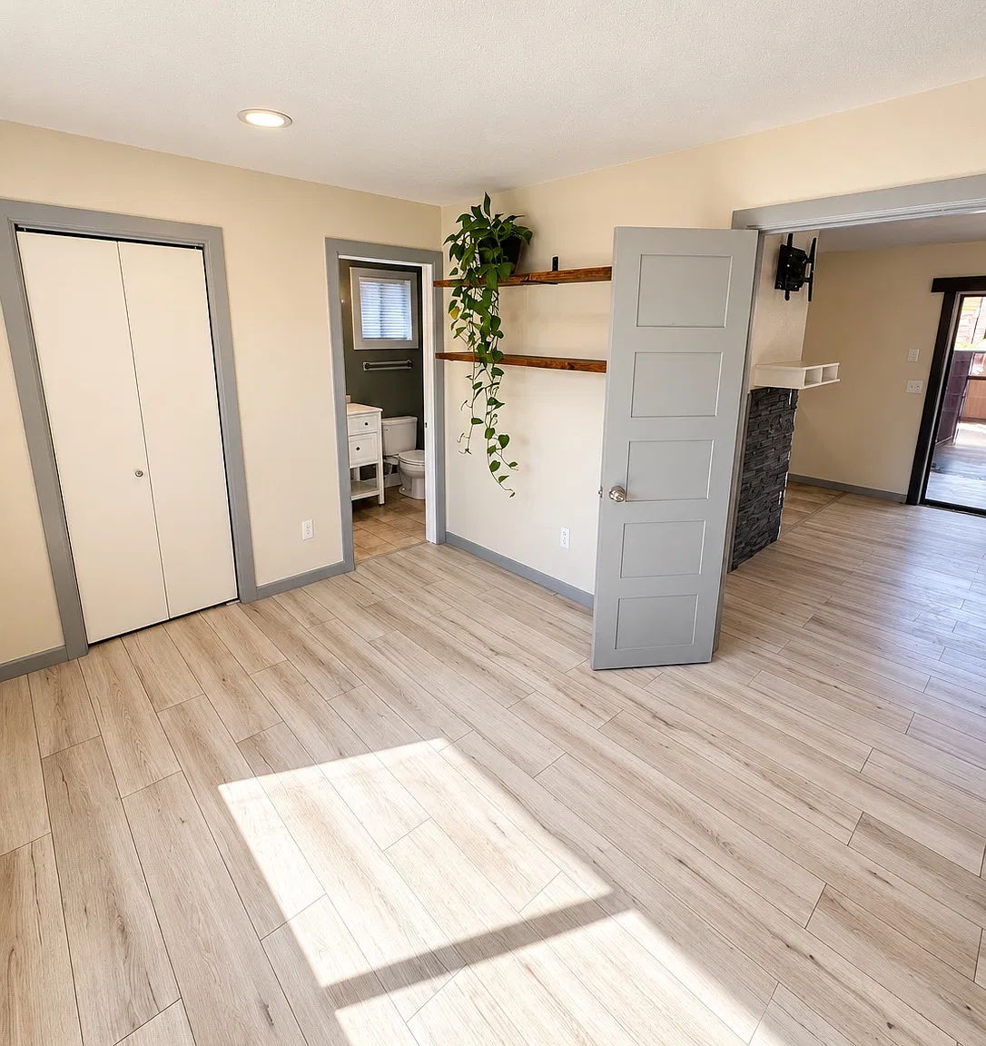 2241 S Buckley Rd — Photo 2