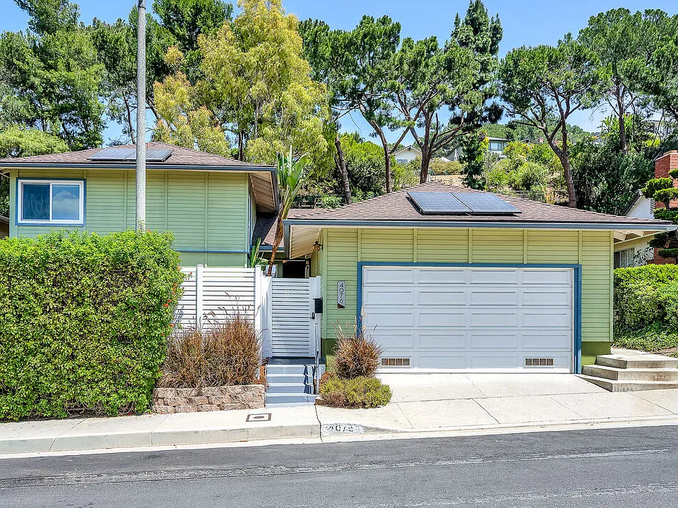 4076 Tropico Way