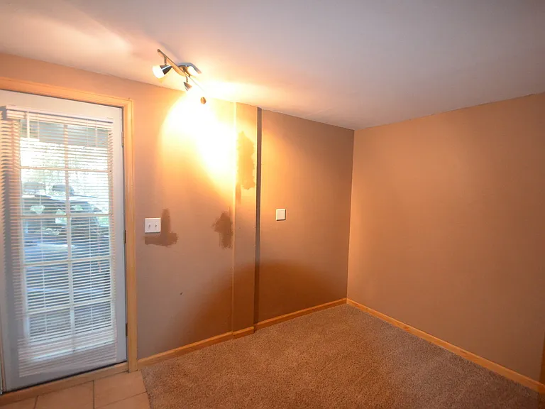 119-121 Flintstone Ln #123 — Photo 9
