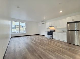 415 Olo St #8, Woonsocket, RI 02895