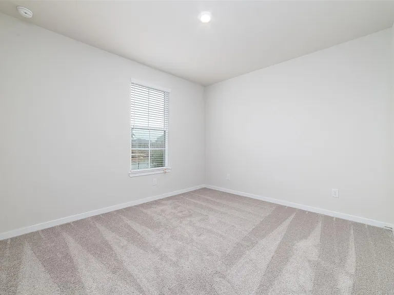 5831 Westwood Shore Dr — Photo 4