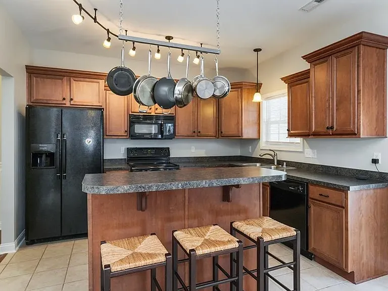 3368 Hibernia Pass — Photo 8