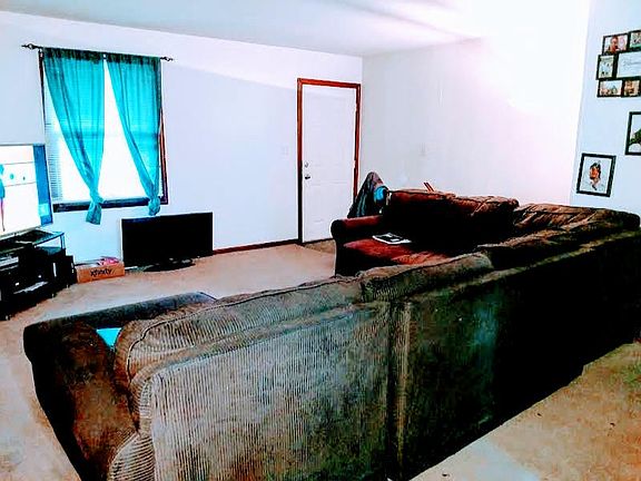 3rd image of 5637 Roseworth Ct SE #5639