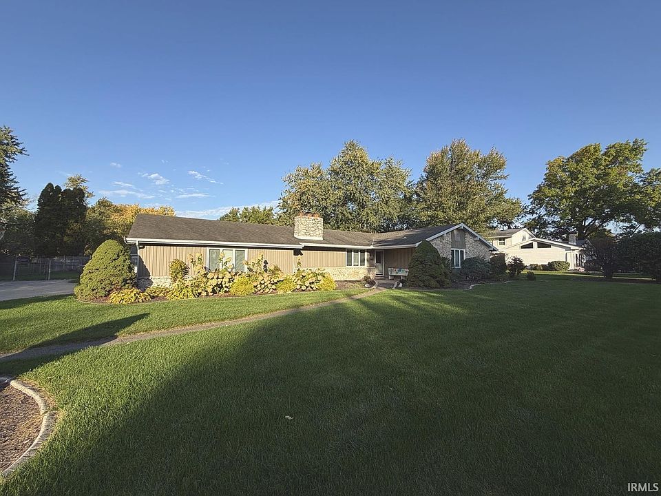 1st image of 2824 Greenbriar Dr