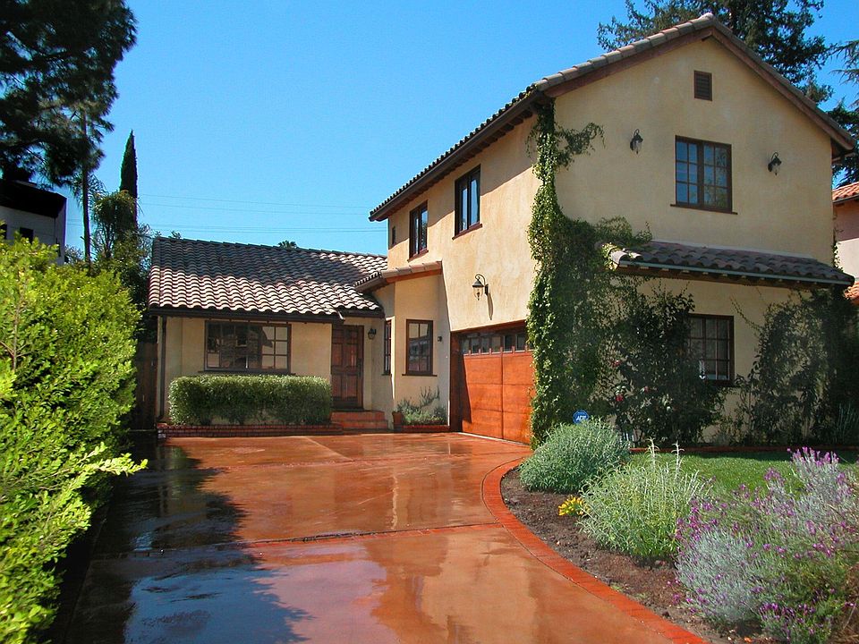 1st image of 22046 Martinez St