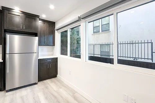 410 Lucas Ave Photo 1