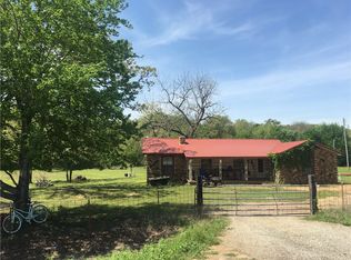 7221 Slaytonville Rd, Hackett, AR 72937