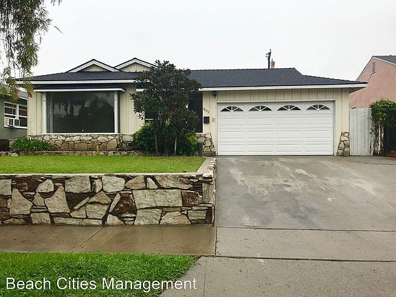 2nd image of 4832 Snowden Ave