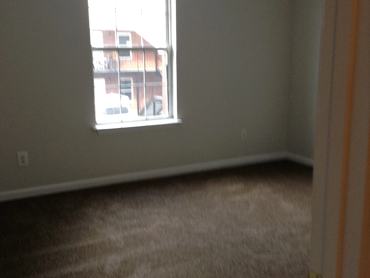 2 bed, 1.5 bath, $1,083 — Photo 3