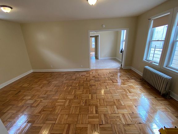 5th image of 1256 College Ave