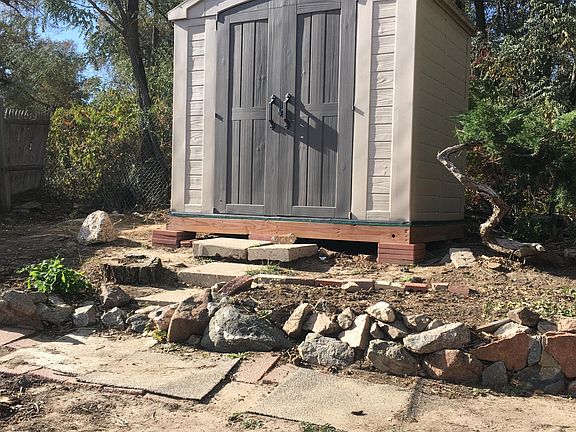 New shed that replaced the one in the first picture