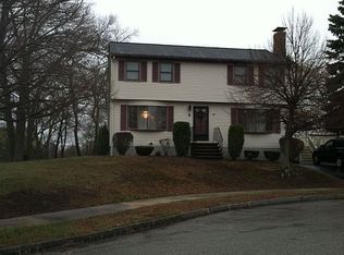 8 Patriot Rd, Stoneham, MA 02180