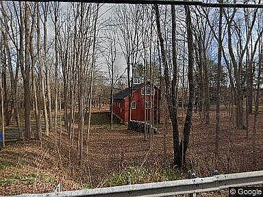 2nd image of 809 Forest Rd