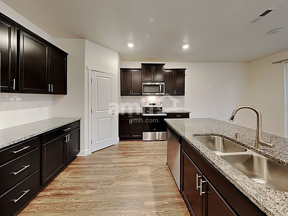 3rd image of 12451 83rd Ave E