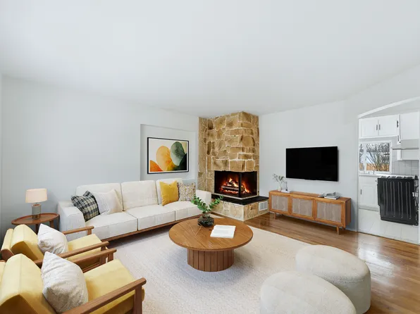 17 S Paula Dr, Bergenfield, NJ 07621